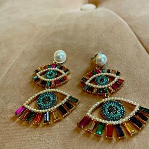 Super fun statement earrings!